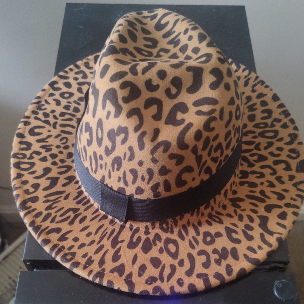 Leopard Print Fedora Hat